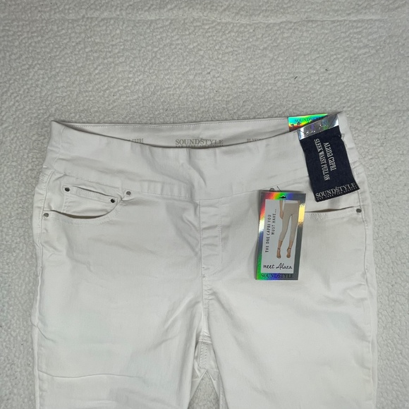 NWT Women’s Sound Style PXL 16-18 White Slimming Capri’s - Picture 2 of 14
